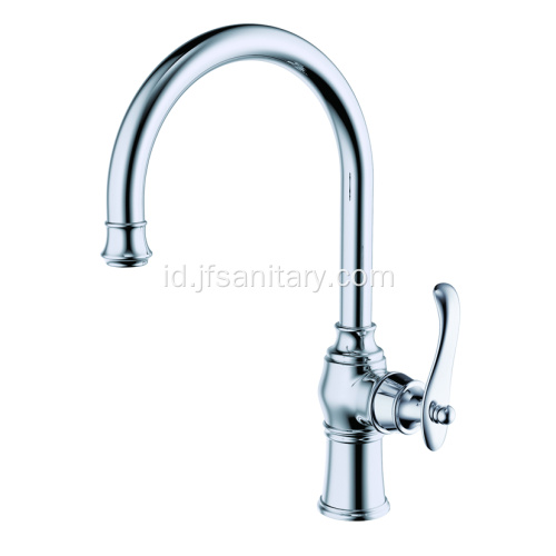 Chrome Mixer Dapur Lubang Tunggal Kuningan